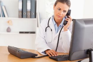 Nagrywanie rozmów telefonicznych z pacjentami – kiedy szpital może to robić zgodnie z RODO?