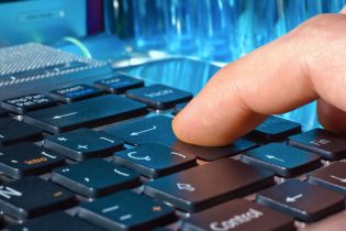 Adres IP i pliki cookies nie zawsze są danymi osobowymi – najnowszy wyrok NSA a praktyka RODO