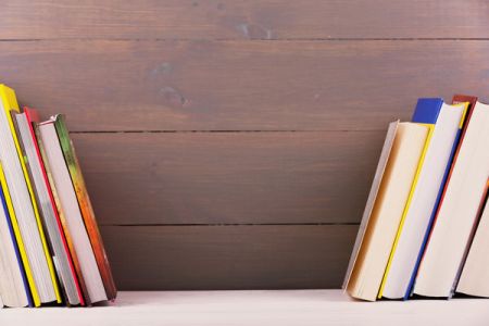 Czy biblioteka musi udostępnić wynagrodzenia pracowników przy kontroli dotacji?