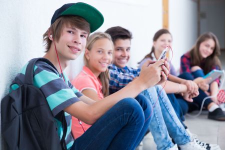 Zastrzeżenie numeru PESEL dla dzieci – potrzebne są zmiany prawne chroniące małoletnich