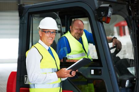 Kamery nasobne kontrolerów biletów bez podstawy prawnej – apel Prezesa UODO