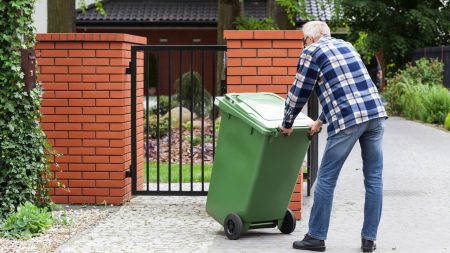 Przechowywanie aktów zgonów do celów gospodarowania odpadami komunalnymi – czy można to robić